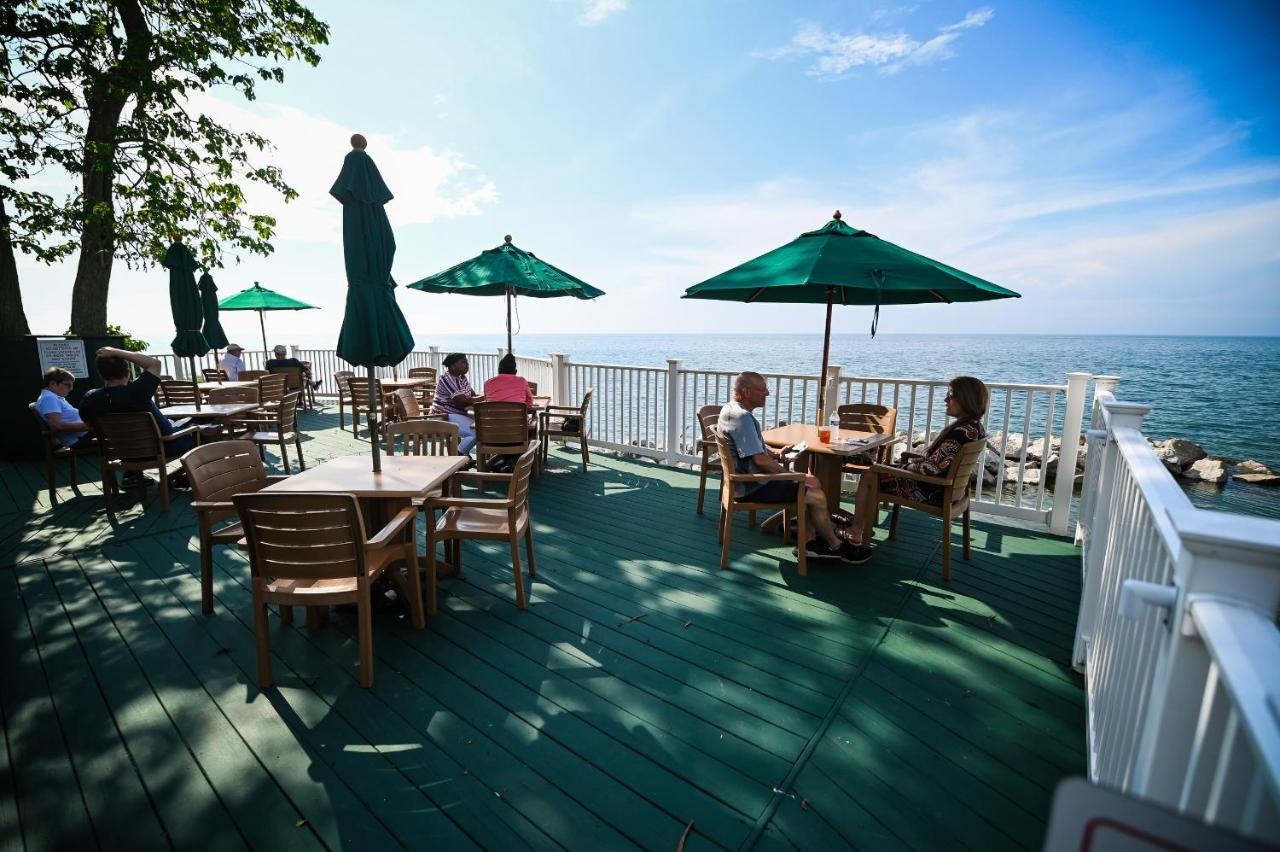 The Lakehouse Inn Geneva מראה חיצוני תמונה