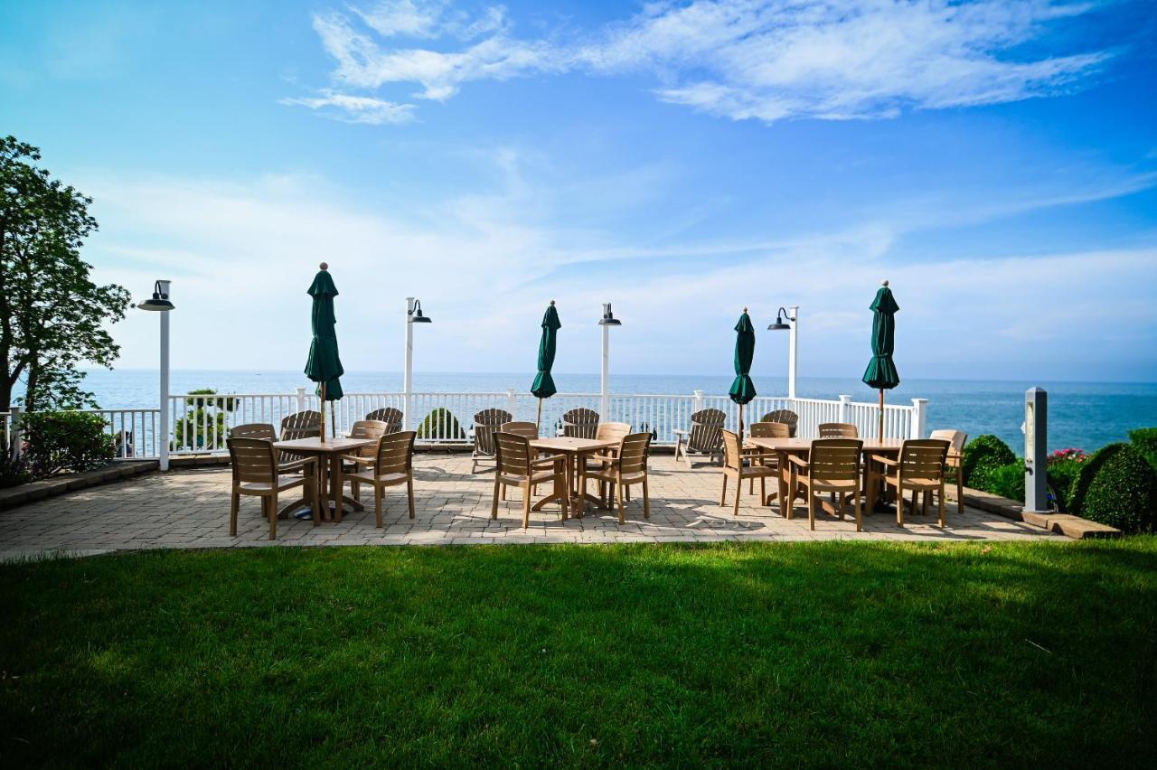 The Lakehouse Inn Geneva מראה חיצוני תמונה