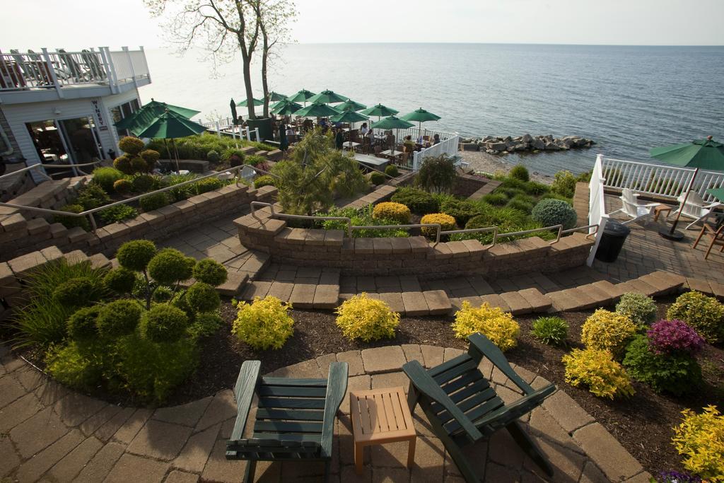 The Lakehouse Inn Geneva מראה חיצוני תמונה